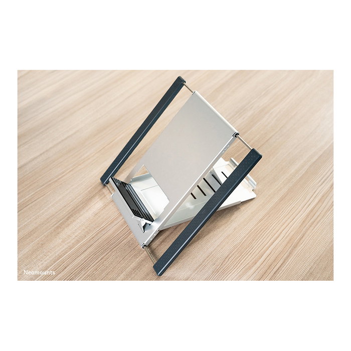 Newstar Soporte Articulado para Portátil y Tablet NSLS100, Ajustable 10-22 Pulgadas, Plegable, Hasta 5 KG, Plata, Aluminio