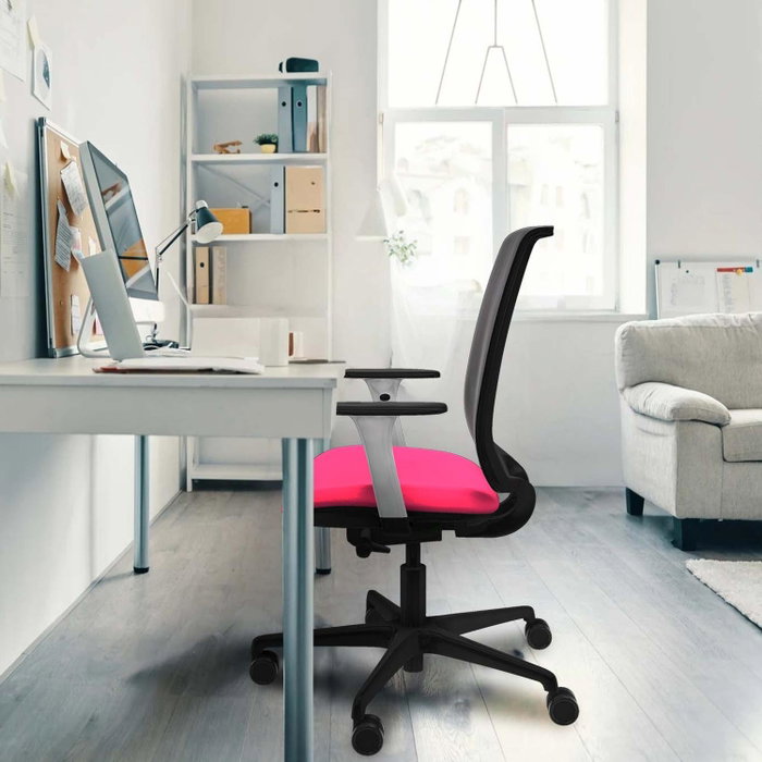 PIQUERAS Y CRESPO Silla de oficina Alares traslack con malla negra y asiento amarillo