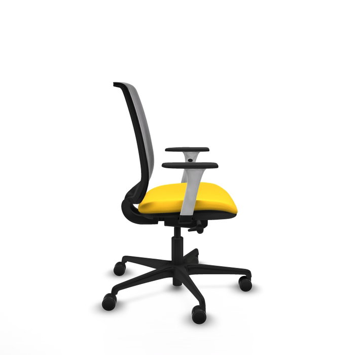 PIQUERAS Y CRESPO Silla de oficina Alares traslack con malla negra y asiento amarillo