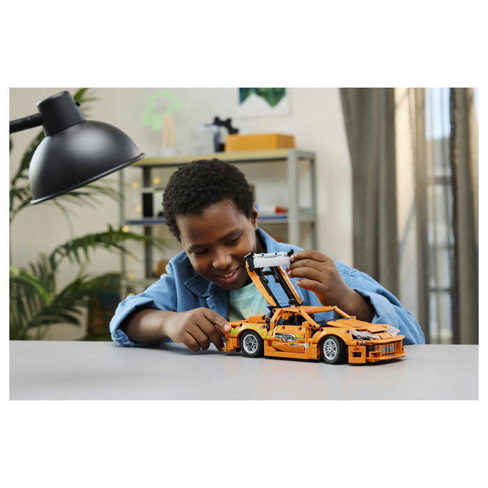 LEGO Technic Fast and Furious Toyota Supra MK4 42204 LEGO Technic Fast and Furious Toyota Supra MK4 42204