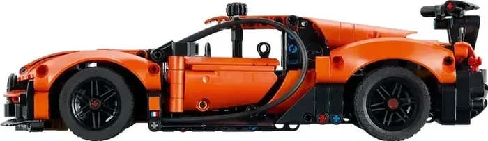LEGO Technic Bugatti Chiron Pur Sport Hypercar 42222 LEGO Technic Bugatti Chiron Pur Sport Hypercar 42222