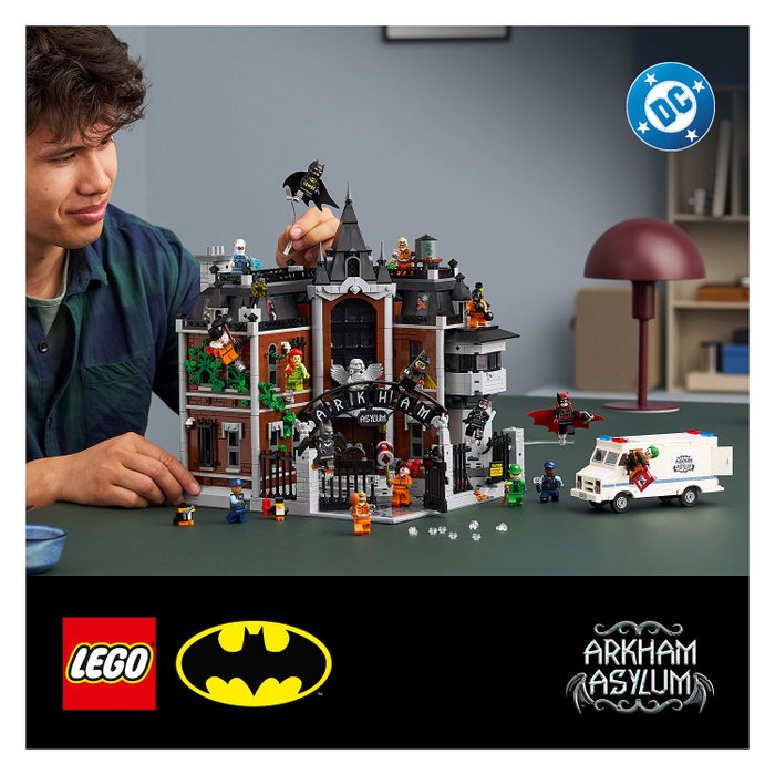 LEGO 76300 DC S.H. Batman - Arkham Asylum