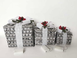 DKD Home Decor Set de 3 Piezas Decorativas de Ratán con LED y Acabado Nevado Blanco