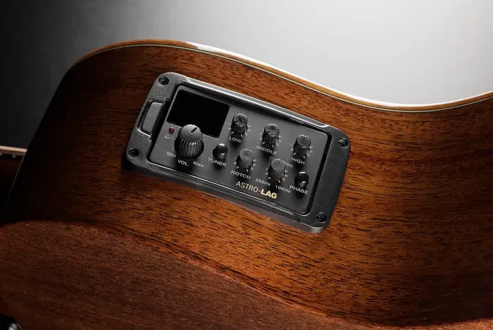 LAG Guitarra Acústica Auditorium A/E Cutaway Edición Limitada Bisel - Brown Shadow