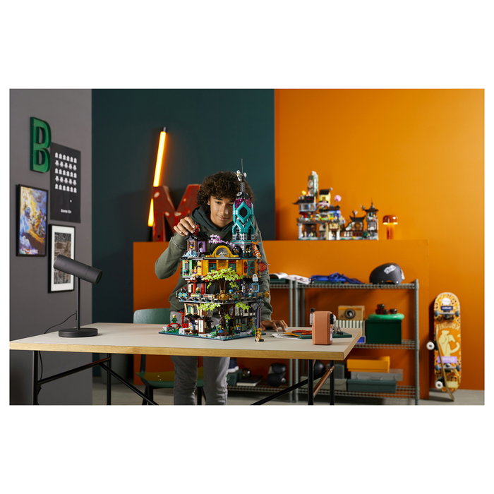 LEGO Ninjago Jardines de la Ciudad de NINJAGO 71741