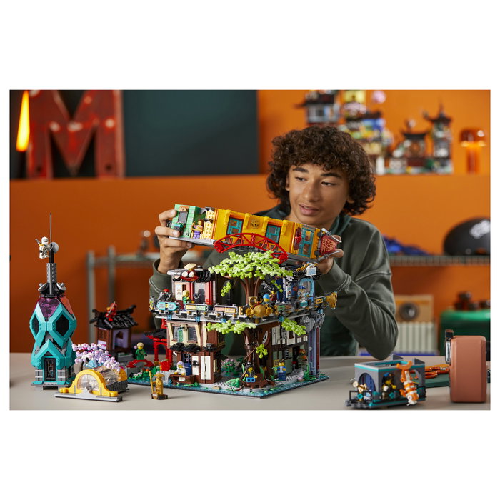 LEGO Ninjago Jardines de la Ciudad de NINJAGO 71741