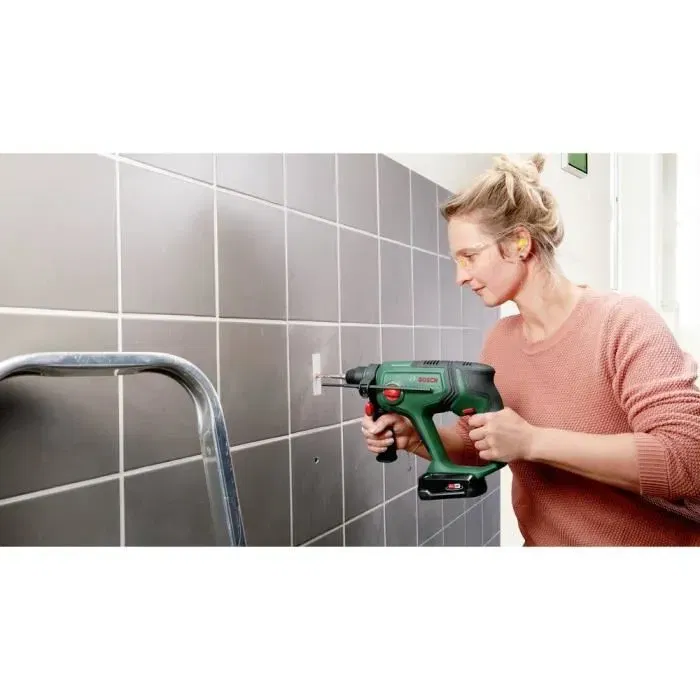 Bosch Taladro Percutor UniversalHammer 18V 2,5 Ah Inalámbrico SDS Plus