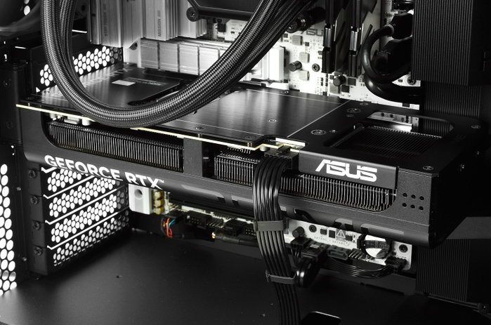 Komputronik Level PRO [C14] Ordenador Gaming Intel Core Ultra 9 285K, 96GB RAM, RTX 5070 Ti, 4TB SSD, Windows 11 Pro