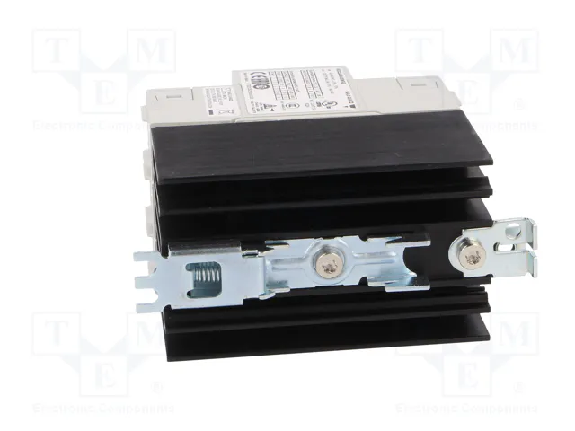 CARLO GAVAZZI RGC3A60A20KKE Relé de semiconductor trifásico 20A 42-660VAC