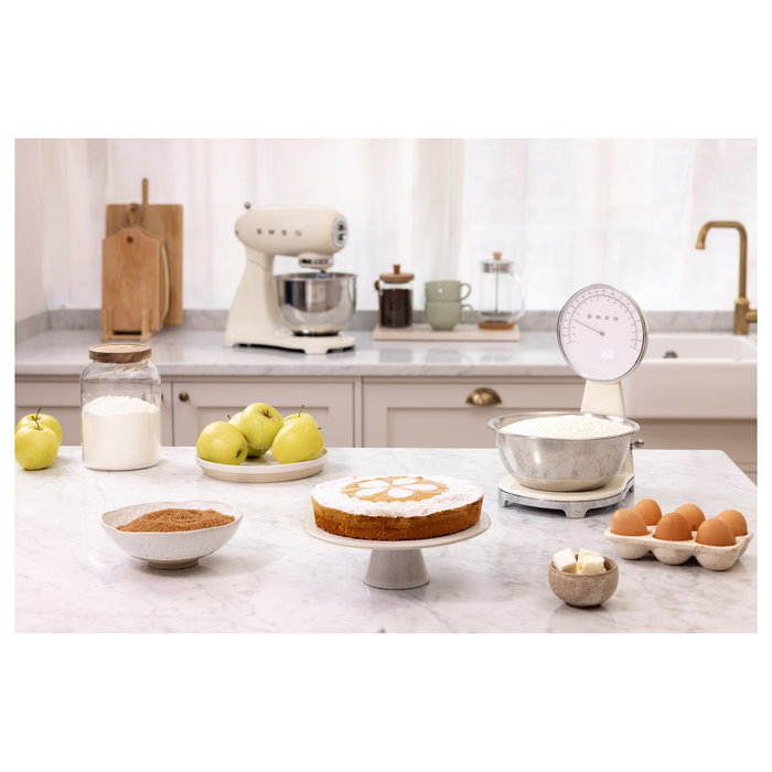Smeg Báscula electrónica KSF01CRWW estilo 50's en color crema Smeg Báscula electrónica KSF01CRWW estilo 50's en color crema