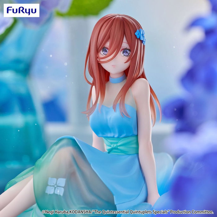 The Quintessential Quintuplets Specials Estatua PVC Bloo-me! Nakano Miku 11 cm The Quintessential Quintuplets Specials Estatua PVC Bloo-me! Nakano Miku 11 cm