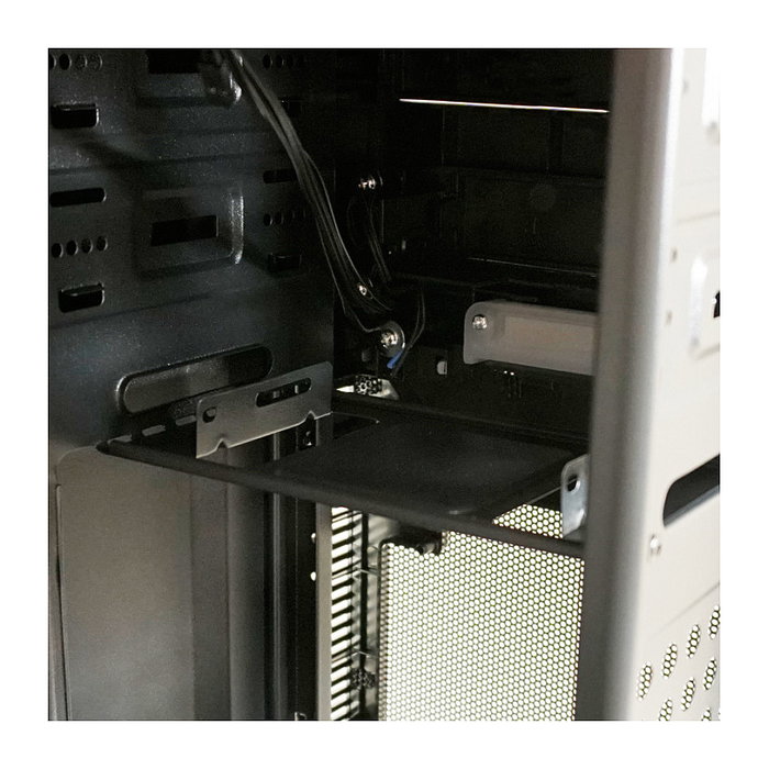 LC-Power 7041B-ON Torre Midi ATX PC Gaming, Negro, 1xUSB-C, Gestión de Cables, 7 Ranuras, Compatible con Tarjeta Gráfica 35 cm