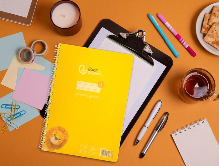 Liderpapel Cuaderno Espiral A4 Pautaguía Tapa Plástico 80 Hojas 90gr Cuadro Pautado 3mm Con Margen Color Amarillo Liderpapel Cuaderno Espiral A4 Pautaguía Tapa Plástico 80 Hojas 90gr Cuadro Pautado 3mm Con Margen Color Amarillo