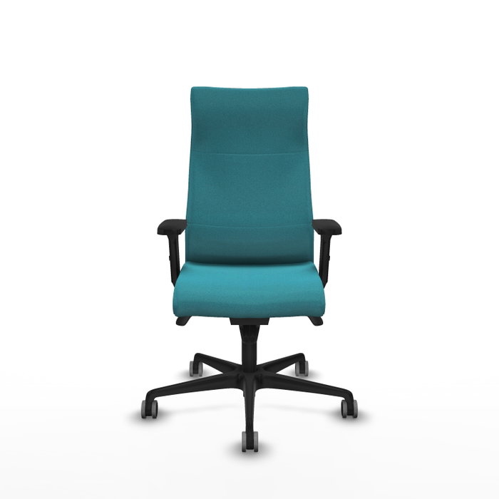Sillón Albacete con mecanismo Sincro tapizada con Tela color Turquesa. Equipado con Base nailon negra, Brazos 2D y Ruedas 65 mm parqué