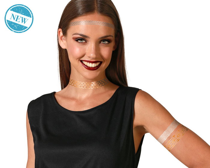 Tatuaje Tribal Dorado Y Plateado Para Brazo Y Pecho Con Detalles Geométricos Tatuaje Tribal Dorado Y Plateado Para Brazo Y Pecho Con Detalles Geométricos