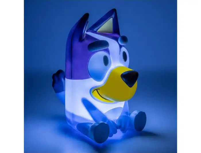 Wondee Lámpara Bluey con Sonido y Luz Interactiva, Figura Luz Quitamiedos con Efectos de Sonido, Decoración Habitación Infantil, 18 cm Wondee Lámpara Bluey con Sonido y Luz Interactiva, Figura Luz Quitamiedos con Efectos de Sonido, Decoración Habitación Infantil, 18 cm