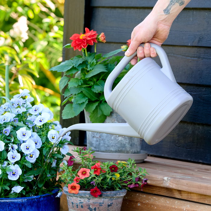 Grouw Regadera 2 L Colores Surtidos Amarillo Mostaza Caqui Pálido Verde Pino