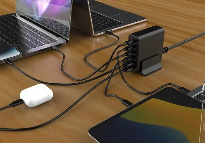 Gembird TA-UC-2A4C-PD75-01-BK - Cargador Rápido de 6 Puertos 75W GaN USB-C/Type-A QC 3.0 y PD Universal Negro para Smartphone/Tableta