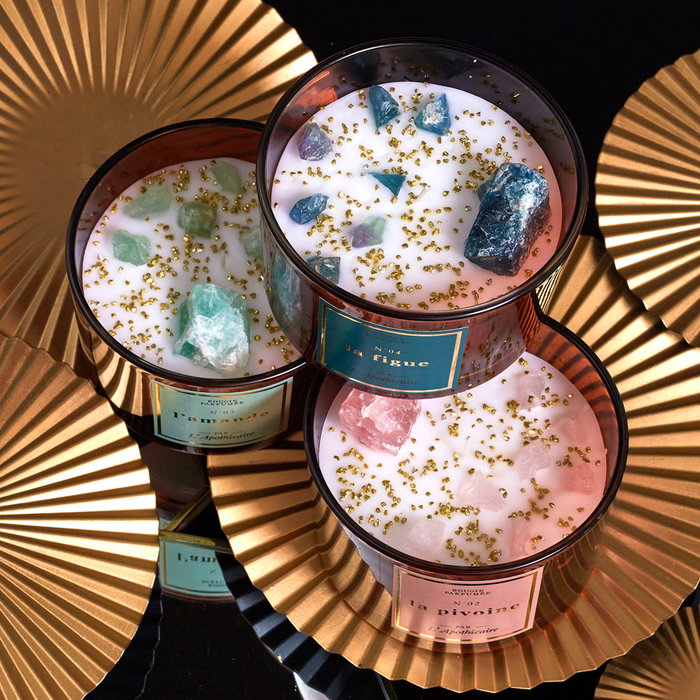 Home Deco Factory Vela Perfumada con Piedras, Vaso de Vidrio Tintado, Cera de Parafina y Minerales, 7.8 cm Alto
