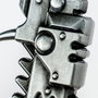 AAA Merchandise Warhammer 40,000 Abridor de botellas Chaos Chainsword
