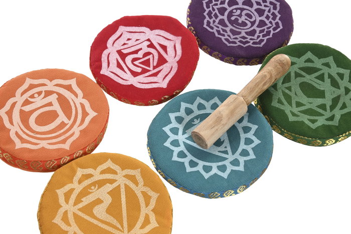 DKD Home Decor Cuenco Tibetano Indio Multicolor Laton Poliester 10 x 7.5 x 10 cm (7 Unidades) DKD Home Decor Cuenco Tibetano Indio Multicolor Laton Poliester 10 x 7.5 x 10 cm (7 Unidades)