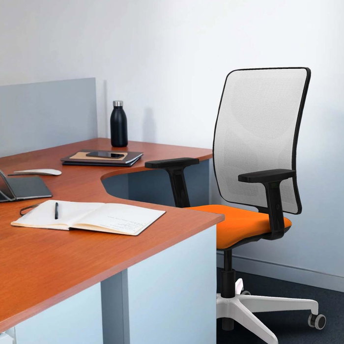 PIQUERAS Y CRESPO Silla de oficina Motilla Gris y Blanca con mecanismo Sincro PIQUERAS Y CRESPO Silla de oficina Motilla Gris y Blanca con mecanismo Sincro