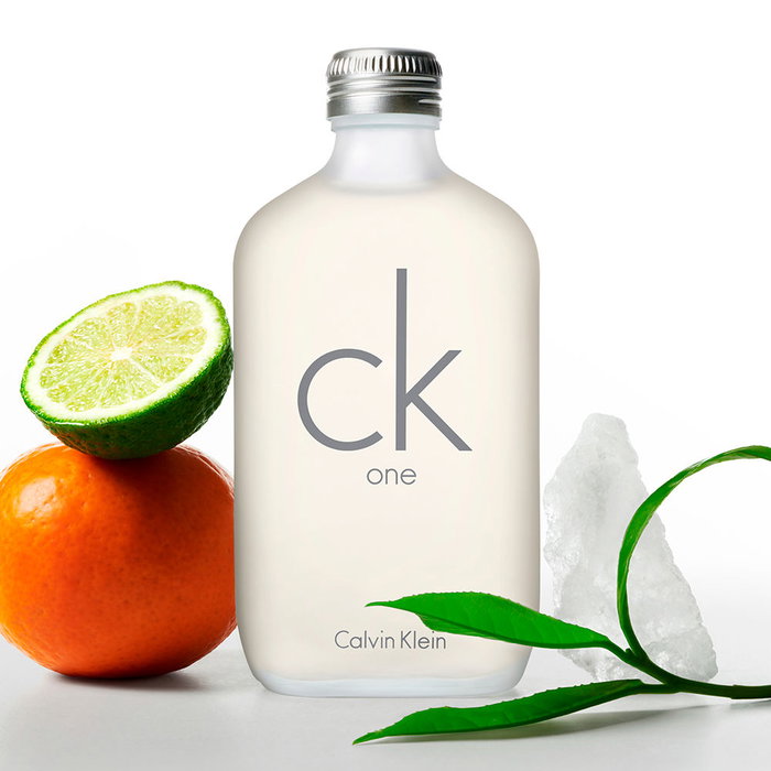 Calvin Klein CK One Estuche 4 pz Calvin Klein CK One Estuche 4 pz