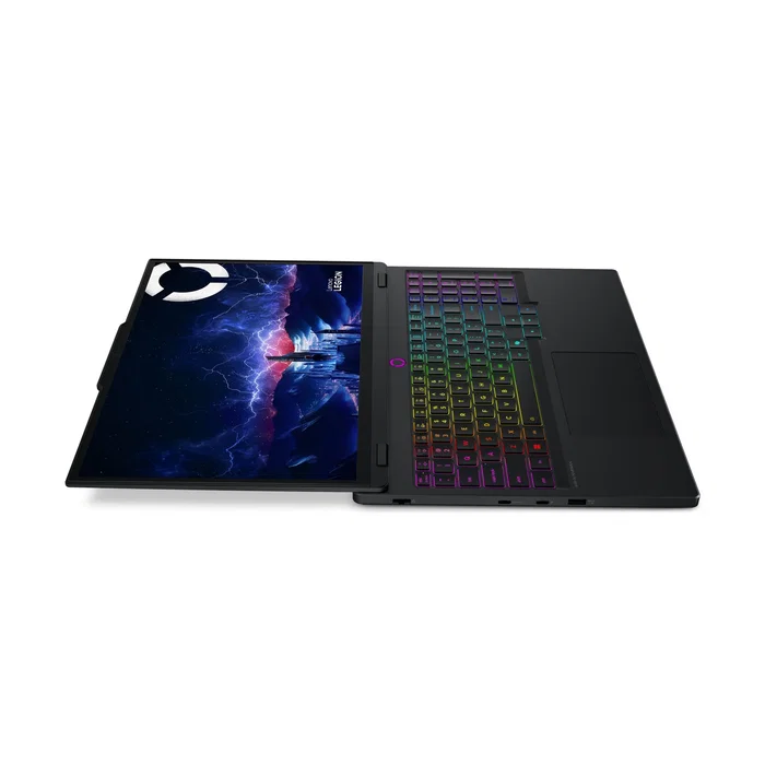 Lenovo Legion 5 15IAX10 Intel Core Ultra 7, 32 GB RAM, 1 TB SSD, RTX 5070, 15.1 pulg OLED