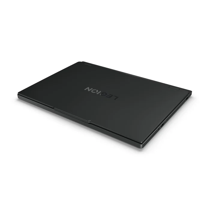 Lenovo Legion 5 15IAX10 Intel Core Ultra 7, 32 GB RAM, 1 TB SSD, RTX 5070, 15.1 pulg OLED