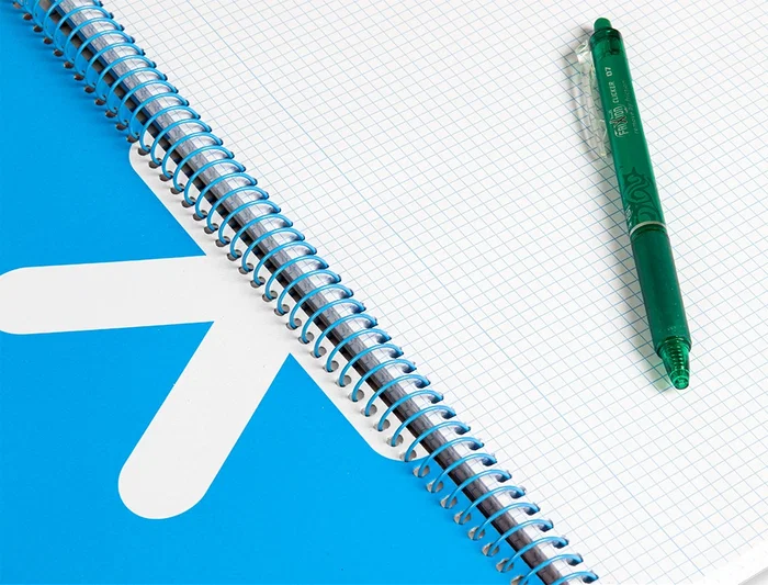 Antartik Cuaderno espiral A4 micro tapa dura 80h 100 gr cuadro 5mm rosa fluor