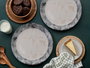Hermia Juego de Platos de Servicio de Cerámica 100%, Gris, Negro, Beige, Set de 6 Piezas, Elegantes y Duraderos, Apto Lavavajillas y Microondas, 25.5 x 25.5 x 2.5 Pulgadas