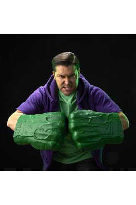 Hasbro Puños Premium El Increíble Hulk Marvel Legends Series