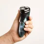 Taurus 3 Side Water Shave Afeitadora de Rotación para Hombres con 3 Cabezales en Negro y Azul
