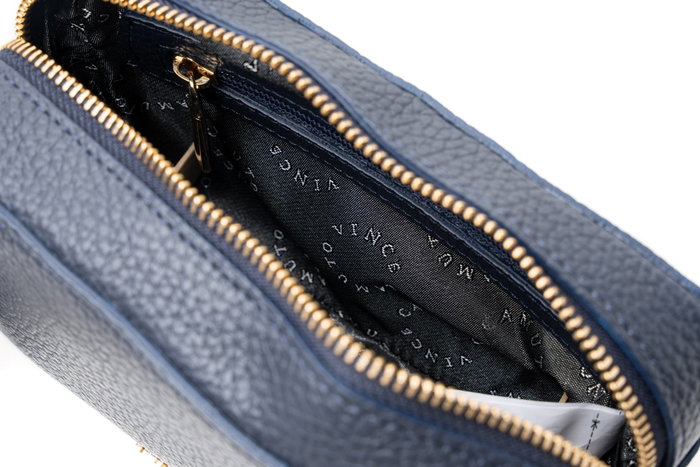 Vince Camuto Bolso Cruzado Vicenza - Navy Blue de Piel de Polivinilo para Mujer Vince Camuto Bolso Cruzado Vicenza - Navy Blue de Piel de Polivinilo para Mujer