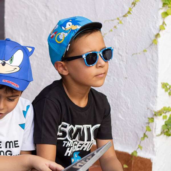 Cerdá Gorra 53 cm y Gafas de Sol Infantiles Sonic Niños Niñas 2-8 Años