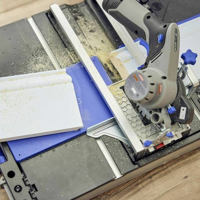 Dremel Estación de sierra CS12V-S1C con sierra compacta de 12 V, accesorios, batería de 2 Ah y cargador