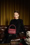 Vince Camuto Bolso Rojo Claret Piel de Polivinilo 19x9x15 cm