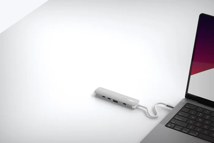 LINQ LQ49051 Hub 5 en 1 USB-C Pro para Portátil - HDMI 4K/60Hz, Carga PD 140W, 3x USB-C 10Gbps y 1x USB-A, Base de Aluminio, Gris y Blanco LINQ LQ49051 Hub 5 en 1 USB-C Pro para Portátil - HDMI 4K/60Hz, Carga PD 140W, 3x USB-C 10Gbps y 1x USB-A, Base de Aluminio, Gris y Blanco