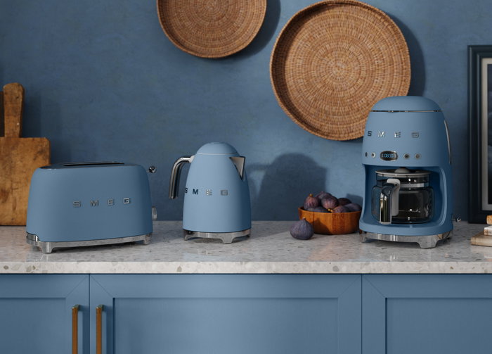 Smeg DCF02SBMEU Cafetera de filtro Storm Blue