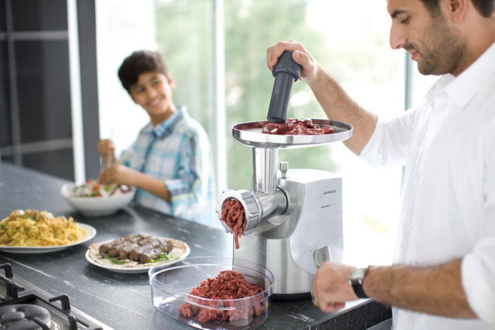Kenwood MG700 Picadora de carne 2000W Plata Kenwood MG700 Picadora de carne 2000W Plata