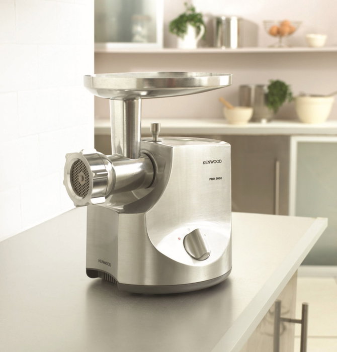 Kenwood MG700 Picadora de carne 2000W Plata Kenwood MG700 Picadora de carne 2000W Plata