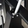 Tooq Soporte de Suelo Eléctrico UROS FSM03-B para TV 52-84 pulgadas