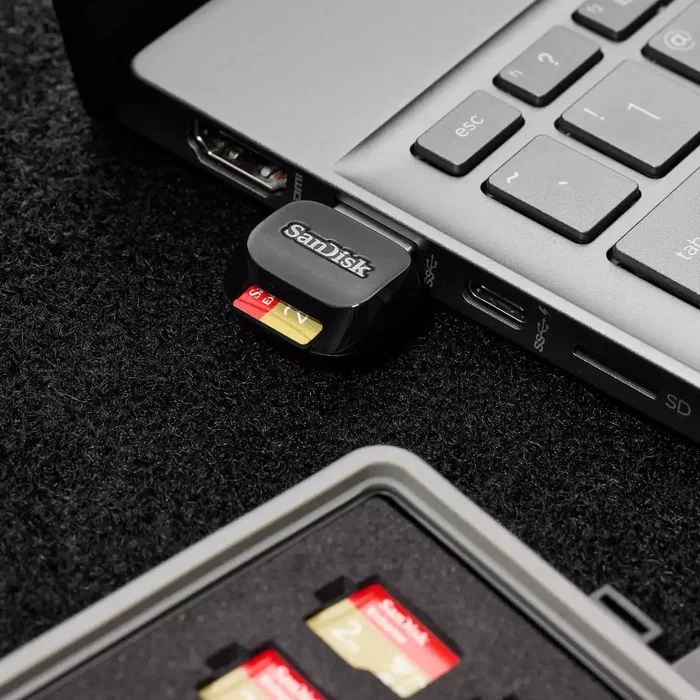SanDisk SDDR-B731-GN6NN Lector de Tarjetas USB 3.2 Gen 1 Type-A, Compatible con MicroSD/SDHC/SDXC UHS-I, Negro, QuickFlow