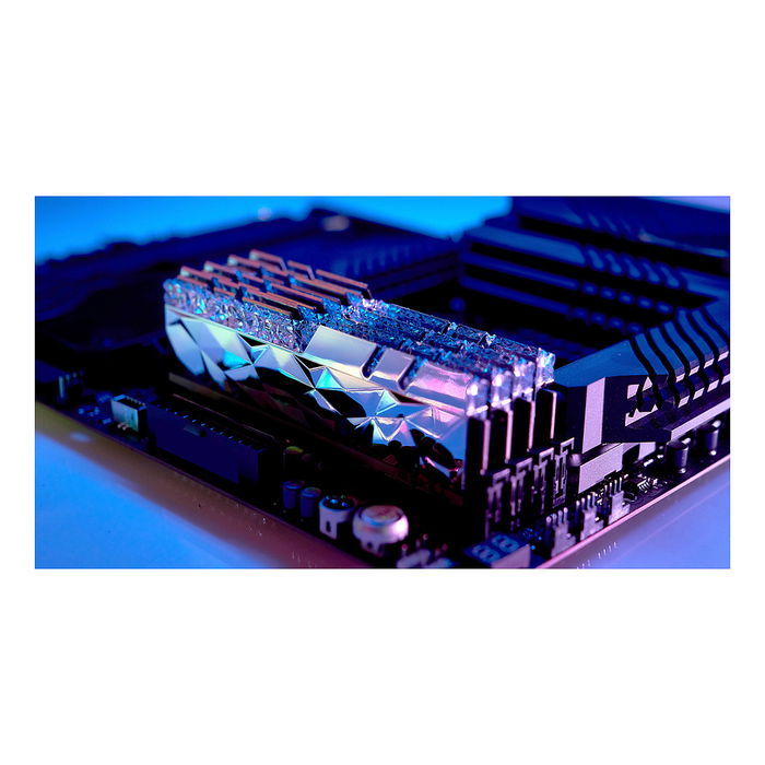 G.Skill F4-3600C16Q-64GTESC Trident Z Royal Elite 64 GB DDR4-3600 MHz Kit Quad Plata