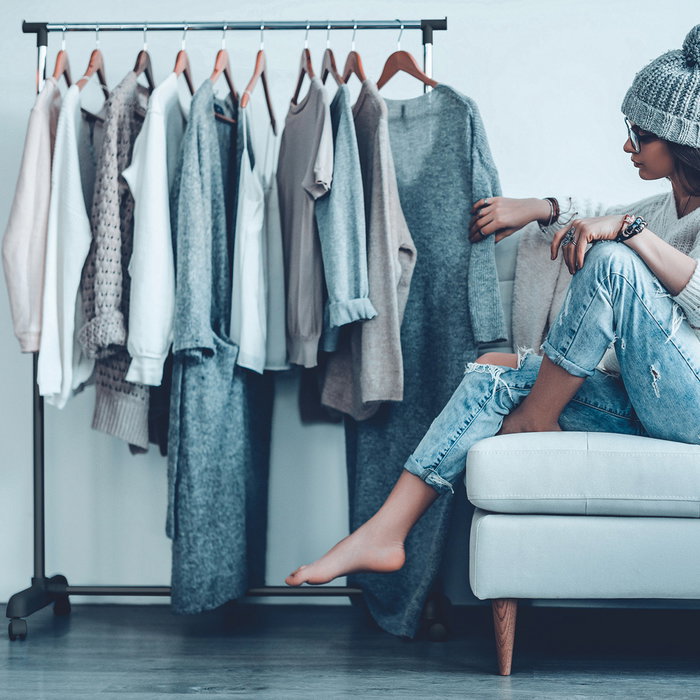 Je cherche une Idee Perchero Barra Ajustable 80x43 cm Altura 90-160 cm Carga 10 kg