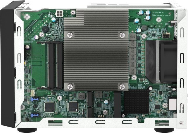 QNAP TVS-h674 NAS Torre Intel Core i3-12100 16 GB DDR4 Negro