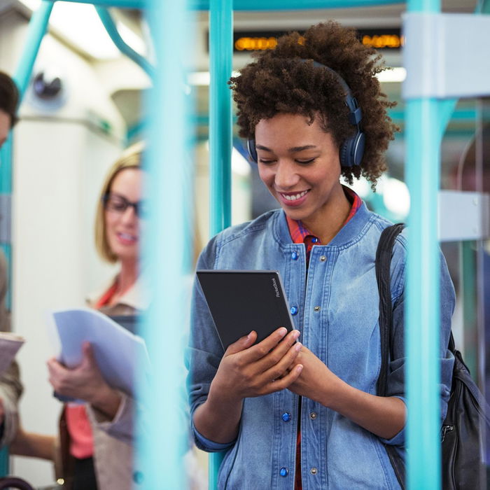 PocketBook InkPad Color 3 - Lector de eBooks con pantalla E Ink Kaleido 3 a color de 7.8 pulgadas, 32 GB, impermeable IPX8, SMARTlight, audiolibros, color Stormy Sea