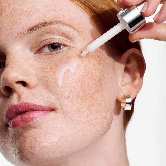 Clinique Moisture Surge Active Glow Sérum Iluminador Hidratante Intenso 30 ml - Para Todo Tipo de Piel