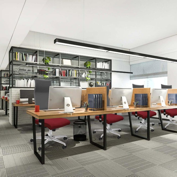 Sillón Albacete con mecanismo Sincro tapizada con Similpiel color Negro y malla color Gris. Equipado con Base aluminio, Brazos 1D y Ruedas 65mm nailon