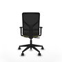 Silla de oficina Motilla con mecanismo Sincro tapizada con Tela color Verde oliva y malla color negra. Equipada con lumbar 1D, Brazos 1D y Ruedas 65mm nailon